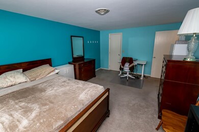 22 Highland Green Ln, Merrimack, NH 03054 - photo 5