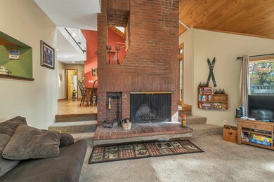 72 Cranmore Woods Ln unit 4, Conway, NH 03860 - photo 3