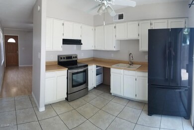 8_Kitchen2