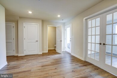 903 Magnolia Ln, Spring City, PA 19475 - photo 6