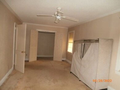 1609 Avalon Ave, Albany, GA 31707 - photo 2