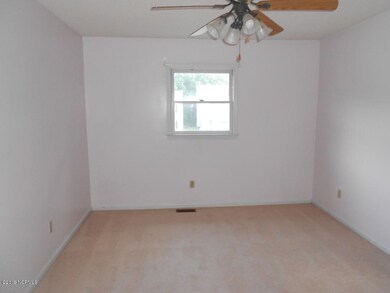 313 Bracken Place unit Q, Jacksonville, NC 28540 - photo 6