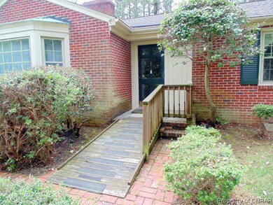 160 E Magnolia Ave, West Point, VA 23181 - photo 4