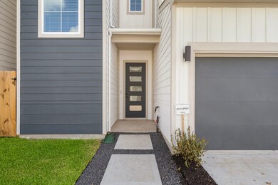 5818 Highland Sky Ln, Houston, TX 77091 - photo 2