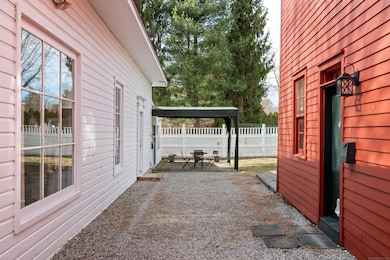 24 Lyme St, Old Lyme, CT 06371 - photo 7