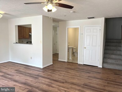 8848 Goose Landing Cir, Columbia, MD 21045 - photo 6