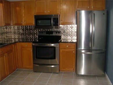 2734 Columbia St, Easton, PA 18045 - photo 7