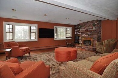 25 Anthony e Greco Cir, North Attleboro, MA 02760 - photo 2