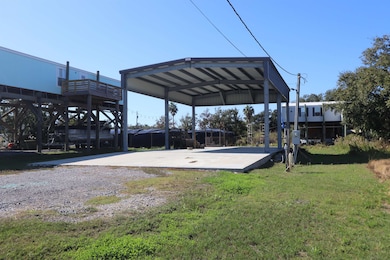 227 Oak Ln, Grand Isle, LA 70358 - photo 2