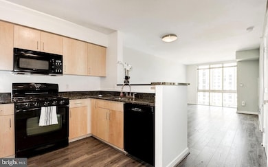 Capitol Hill Tower unit 716, Washington, DC 20003 - photo 7