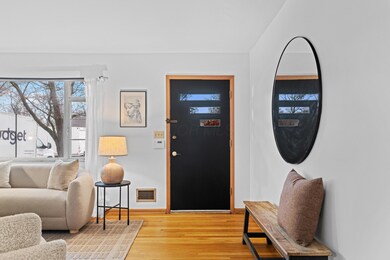 2676 Nottingham Rd, Columbus, OH 43221 - photo 7