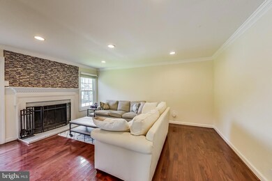 9218 Bluefield Rd, Springdale, MD 20774 - photo 6