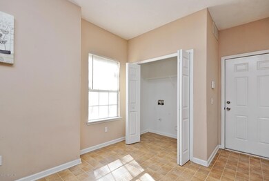 4751 Playpen Dr, Jacksonville, FL 32210 - photo 5