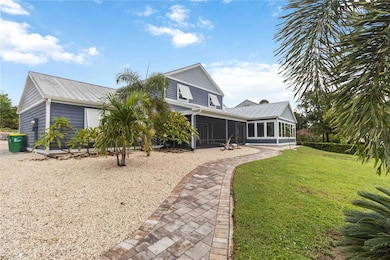 711 N Indian River Dr, Cocoa, FL 32922 - photo 3