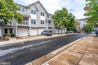4514 Superior Square unit 4514, Fairfax, VA 22033 - photo 2