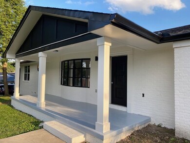 822 Emerson St, Manchester, TN 37355 - photo 5