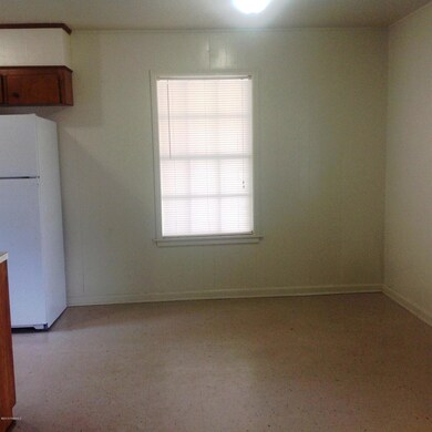 Dining Area 706 Picard #11