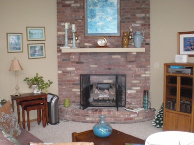 369 Renwood Ct, Hamlin, PA 18427 - photo 7