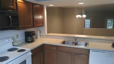 107 Franklin Ct, Bethlehem, PA 18020 - photo 3