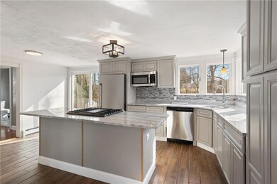 32 Potter Ave, West Warwick, RI 02893 - photo 3