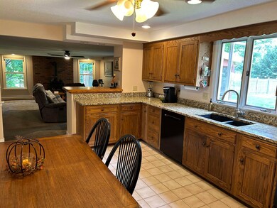 350 Eastridge Cir, Mendon, VT 05701 - photo 7