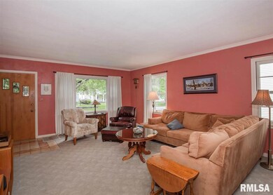 1115 Grand Ct, Davenport, IA 52803 - photo 4