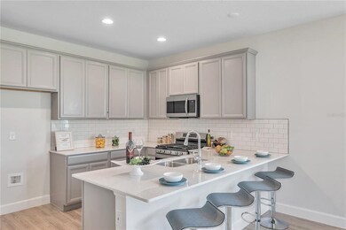 5655 Del Coronado Dr, Apollo Beach, FL 33572 - photo 5