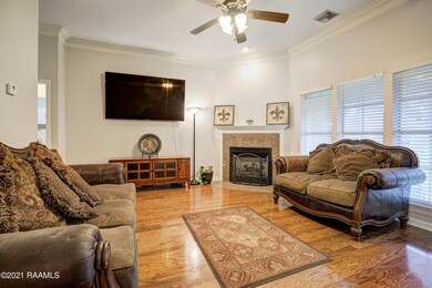 409 Pavilion Dr-6