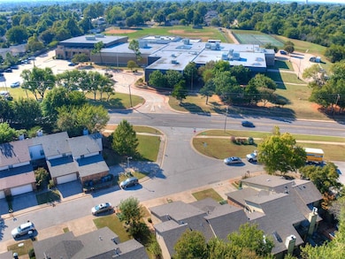 3701 Summer Cloud Dr, Edmond, OK 73013 - photo 5