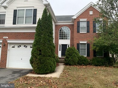 43068 Hallmark St, Chantilly, VA 20152 - photo 4