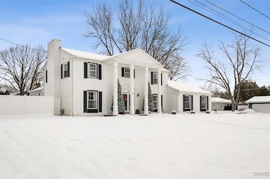 7816 Elwill Rd, Cicero, NY 13039 - photo 2