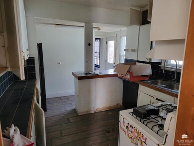 1604 Pierre St, Manhattan, KS 66502 - photo 5