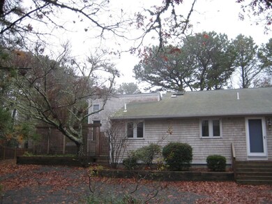 8 Debbie Ln, Mashpee, MA 02649 - photo 4
