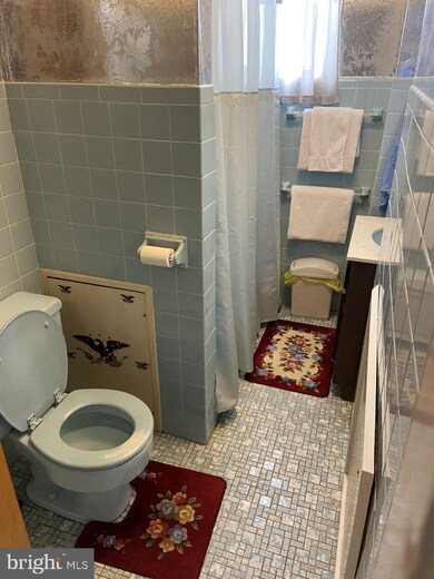 2757 Casimir St, Philadelphia, PA 19137 - photo 7