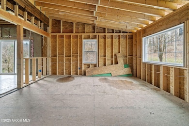 12-web-or-mls-1016-langley-rd