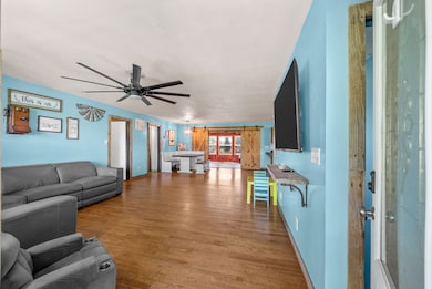 324 Laster Holman Rd, Decherd, TN 37324 - photo 6