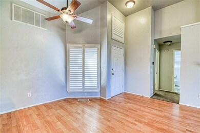 609 Coopers Hawk Dr, Norman, OK 73072 - photo 4