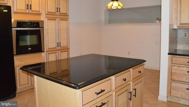 8001 Greenspring Way unit B, Owings Mills, MD 21117 - photo 3