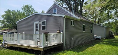 643 Wardell Ave, North Tonawanda, NY 14120 - photo 3