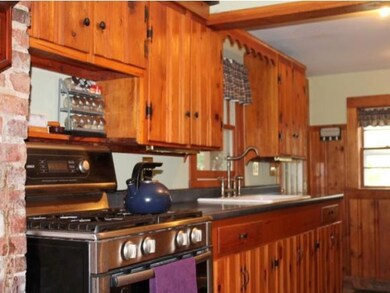 10 Heath St, Newton, NH 03858 - photo 4