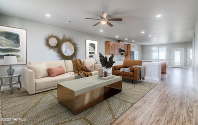 Property_46E1_414_S_97t13-12-23_13_45