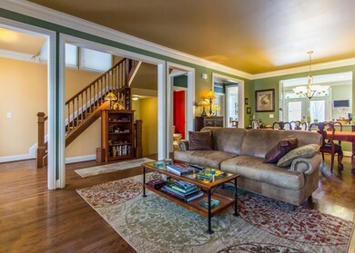 1058 Perry St, Columbus, OH 43201 - photo 3