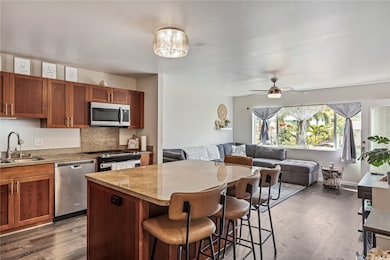 95-060 Waikalani Dr unit E301, Mililani, HI 96789 - photo 3