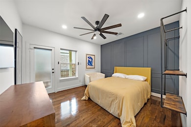 First floor guest suite: Private patio, En-Suite B