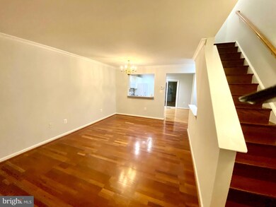 14376 Legend Glen Ct, Gainesville, VA 20155 - photo 3