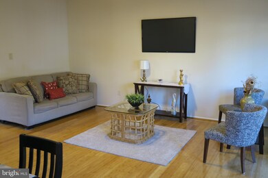 14916 Talking Rock Ct, North Potomac, MD 20878 - photo 6