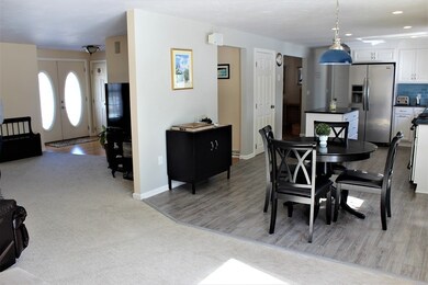 6 Elizabeth Ln, West Bridgewater, MA 02379 - photo 4