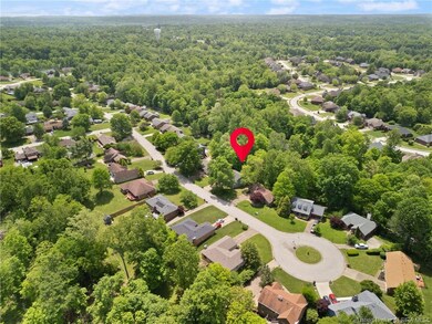 4631 Shadyview Dr, Floyds Knobs, IN 47119 - photo 4