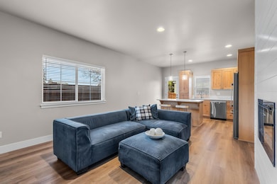 63266 NW Ski Ln, Bend, OR 97703 - photo 3