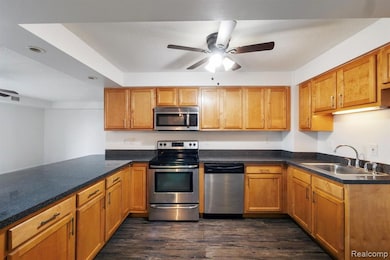 16400 N Park Dr unit 810, Southfield, MI 48075 - photo 5